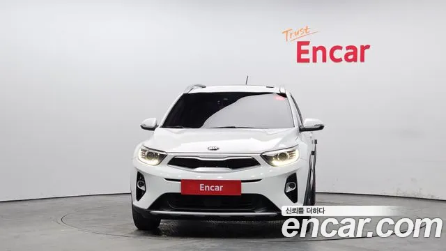 Kia Stonic 2018 — фото 3