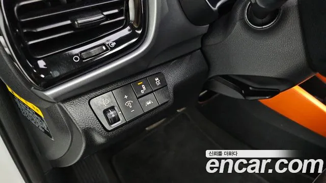 Kia Stonic 2018 — фото 18