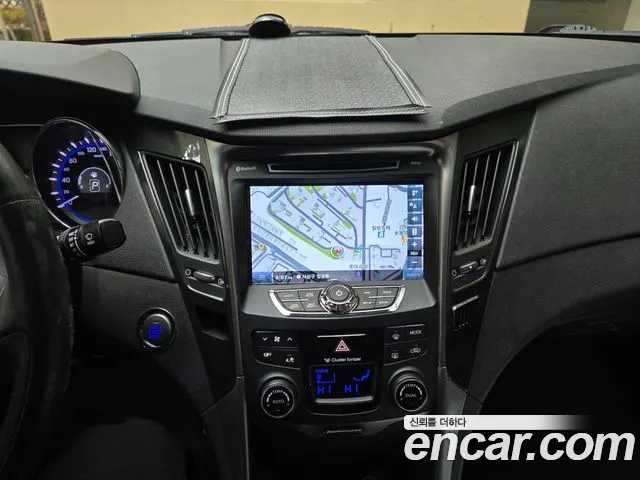Hyundai Sonata 2013 — фото 14