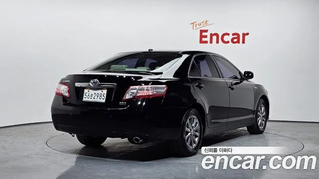 Toyota Camry 2011 — фото 2