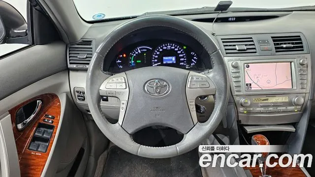 Toyota Camry 2011 — фото 13