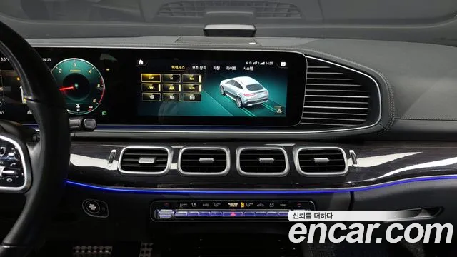 Mercedes-Benz GLE-Class 2023 — фото 15
