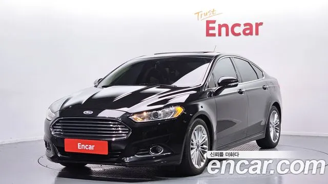 Ford Fusion 2013 — фото 1