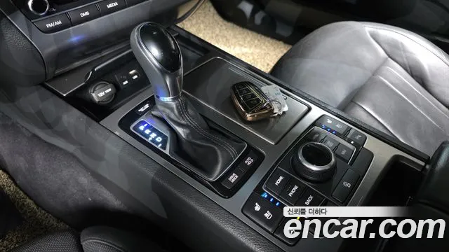 Hyundai Genesis 2016 — фото 9
