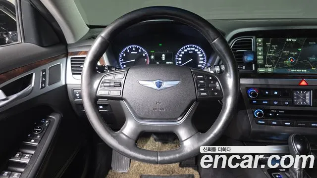 Hyundai Genesis 2016 — фото 13