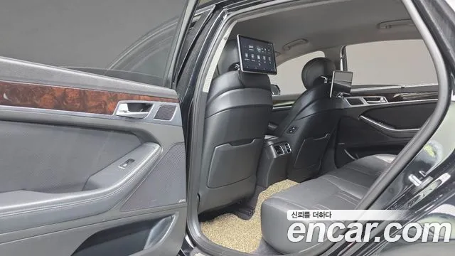 Hyundai Genesis 2016 — фото 17