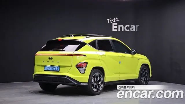 Hyundai Kona 2023 — фото 1