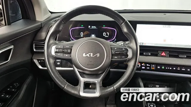 Kia Sportage 2023 — фото 13