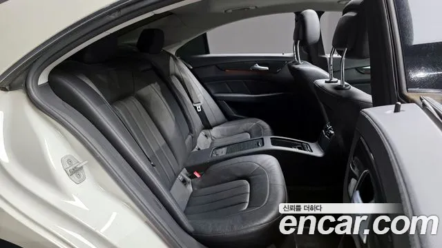 Mercedes-Benz CLS-Class 2016 — фото 12