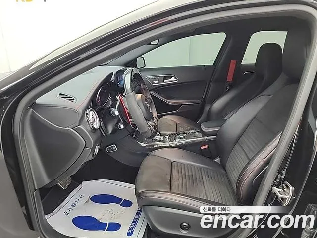 Mercedes-Benz GLA-Class 2018 — фото 11