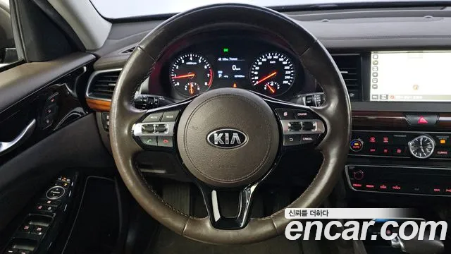 Kia K7 2016 — фото 15