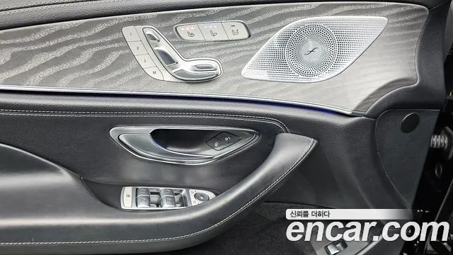 Mercedes-Benz CLS-Class 2020 — фото 18