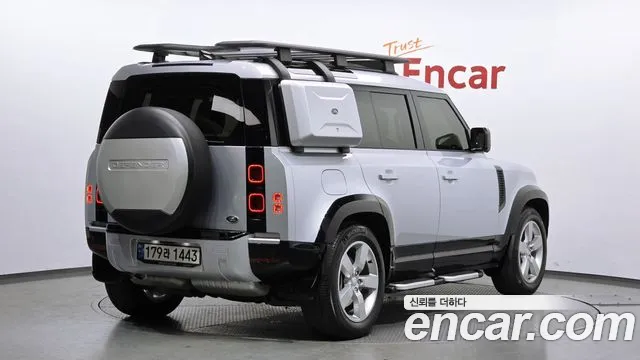 Land Rover Defender 2022 — фото 2