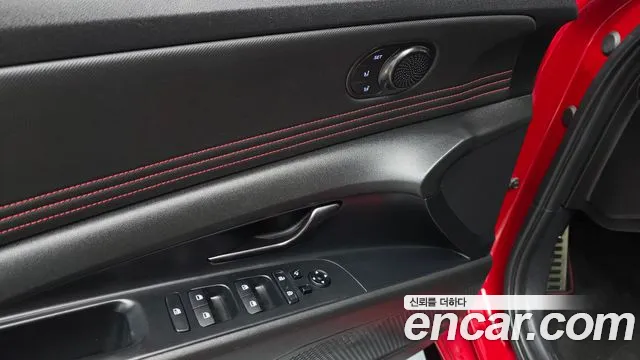 Hyundai AVANTE 2023 — фото 11