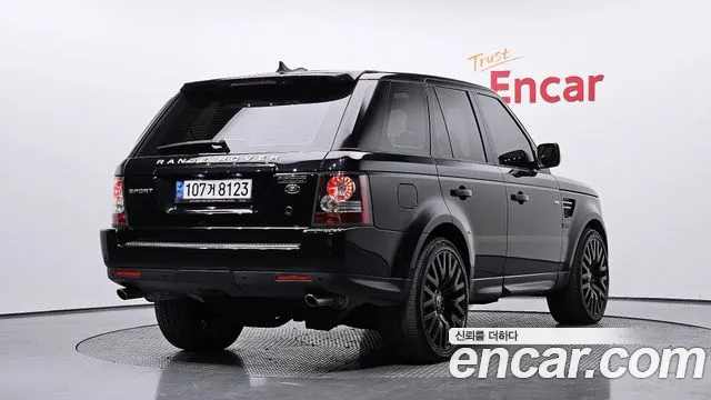 Land Rover Range Rover Sport 2011 — фото 2