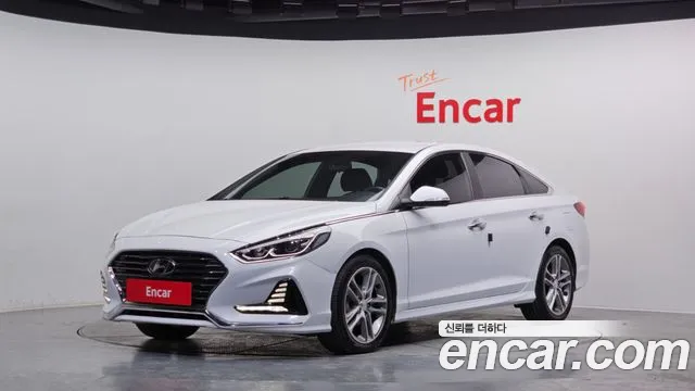 Hyundai Sonata 2018 — фото 1