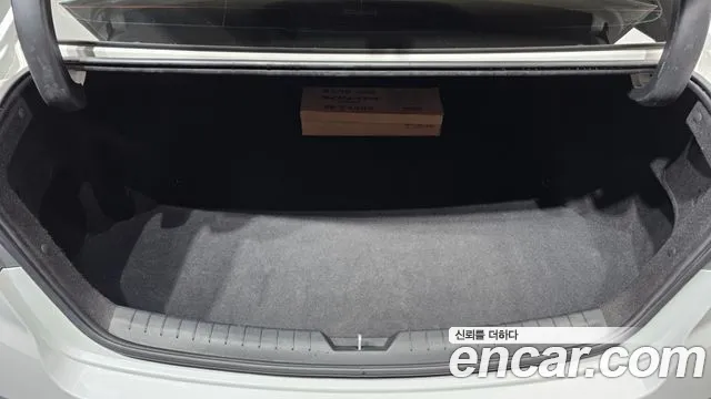 Hyundai Sonata 2018 — фото 20