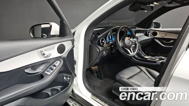 Mercedes-Benz GLC-Class 2021 — фото 11