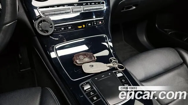 Mercedes-Benz GLC-Class 2021 — фото 16