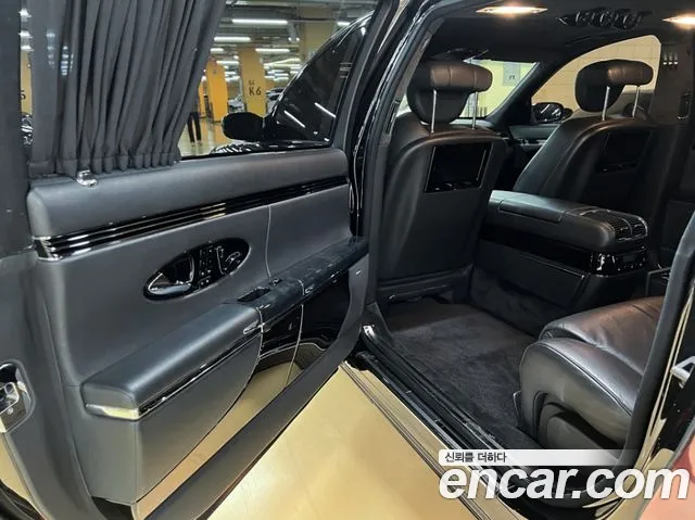 Maybach 62s 2007 — фото 12