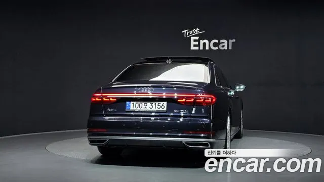 Audi A8 2020 — фото 4