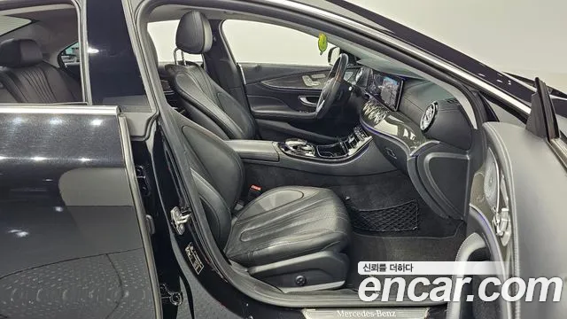 Mercedes-Benz CLS-Class 2019 — фото 10