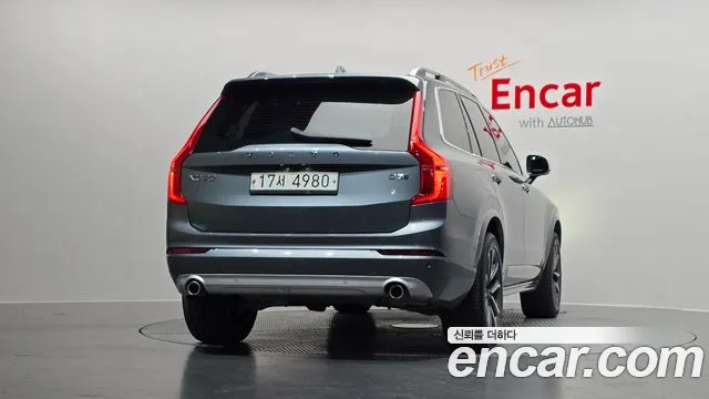 Volvo XC90 2018 — фото 4