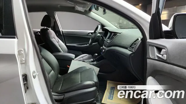 Hyundai Tucson 2018 — фото 10