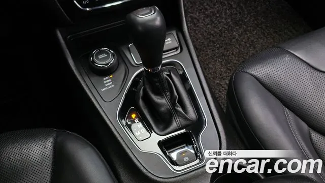 Jeep Cherokee 2021 — фото 9