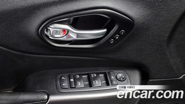 Jeep Cherokee 2021 — фото 18