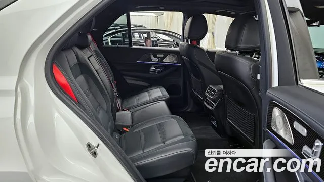Mercedes-Benz GLE-Class 2025 — фото 12