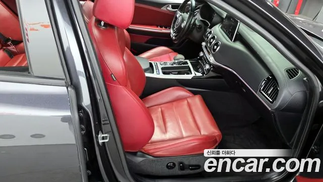 Kia Stinger 2020 — фото 12