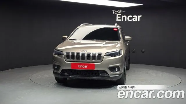 Jeep Cherokee 2019 — фото 3