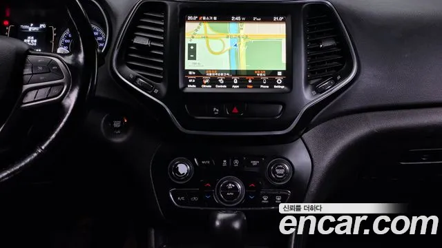 Jeep Cherokee 2019 — фото 14