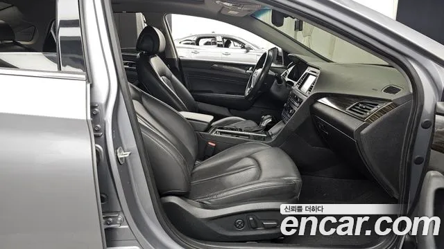 Hyundai Sonata 2017 — фото 11