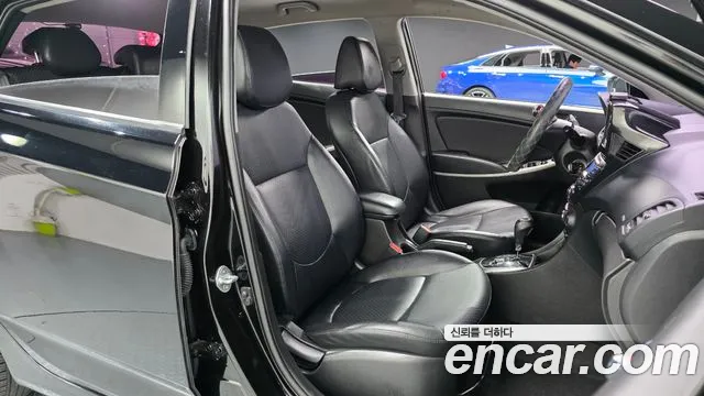 Hyundai Accent 2014 — фото 10