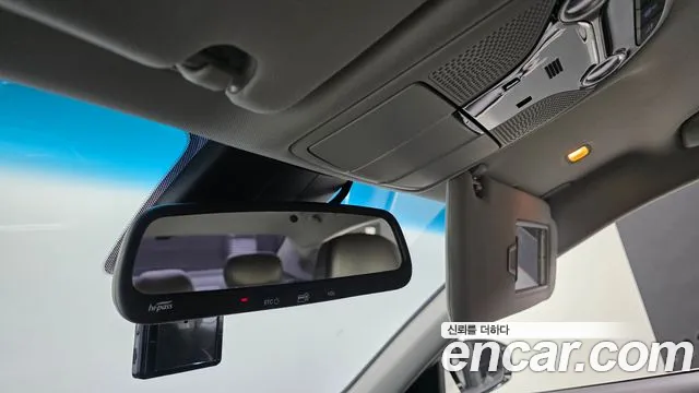 Hyundai Grandeur 2018 — фото 15