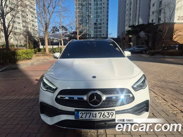 Mercedes-Benz GLA-Class 2023 — фото 1