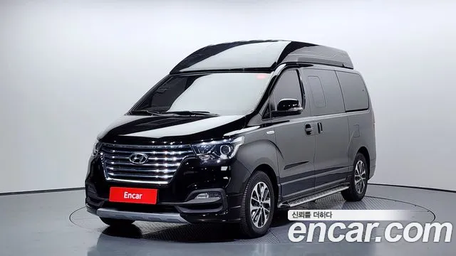 Hyundai Starex