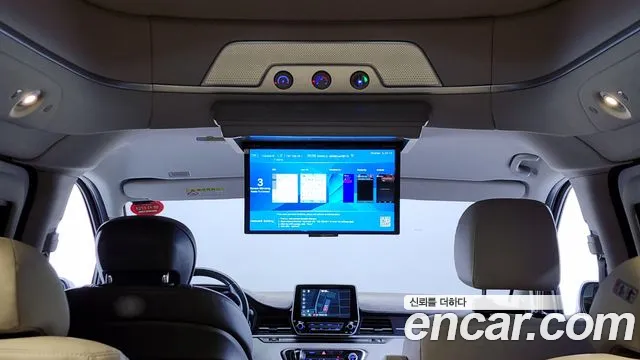Hyundai Starex 2019 — фото 18