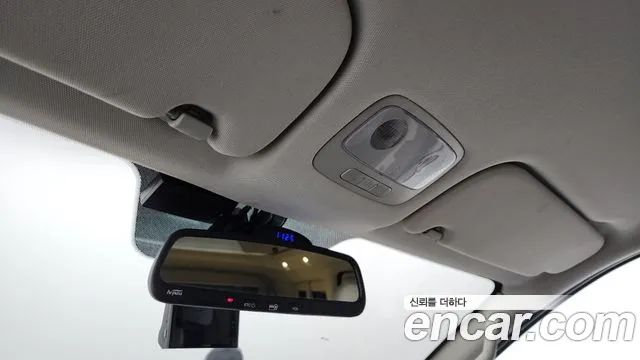 Hyundai Starex 2019 — фото 19