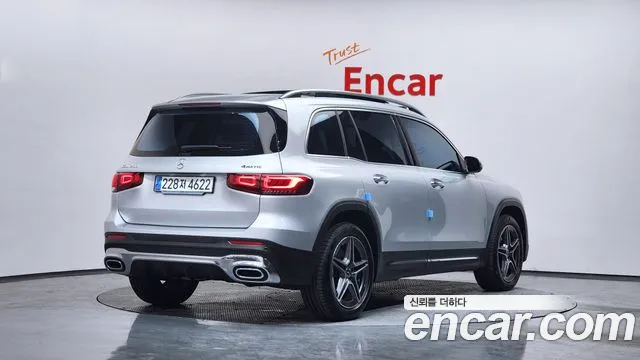 Mercedes-Benz GLB-Class 2023 — фото 2