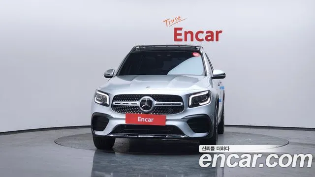 Mercedes-Benz GLB-Class 2023 — фото 3