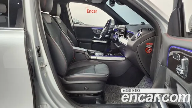 Mercedes-Benz GLB-Class 2023 — фото 11