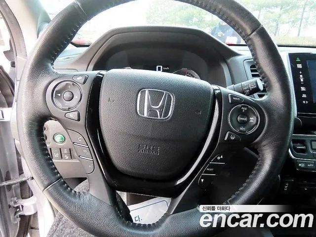 Honda Pilot 2016 — фото 11