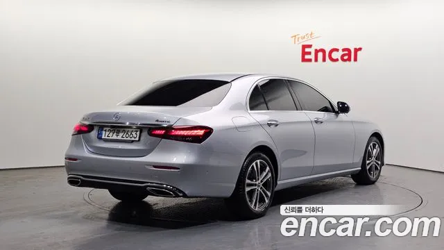 Mercedes-Benz E-Class 2021 — фото 2
