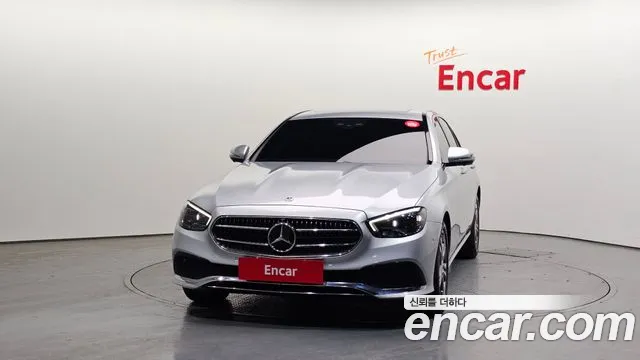 Mercedes-Benz E-Class 2021 — фото 3
