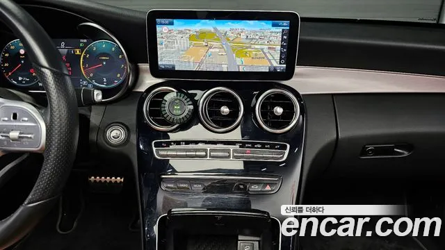 Mercedes-Benz C-Class 2020 — фото 14