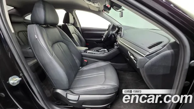Hyundai Sonata 2021 — фото 10