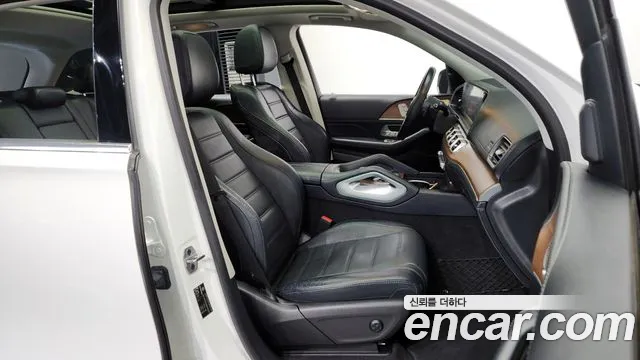 Mercedes-Benz GLE-Class 2021 — фото 11